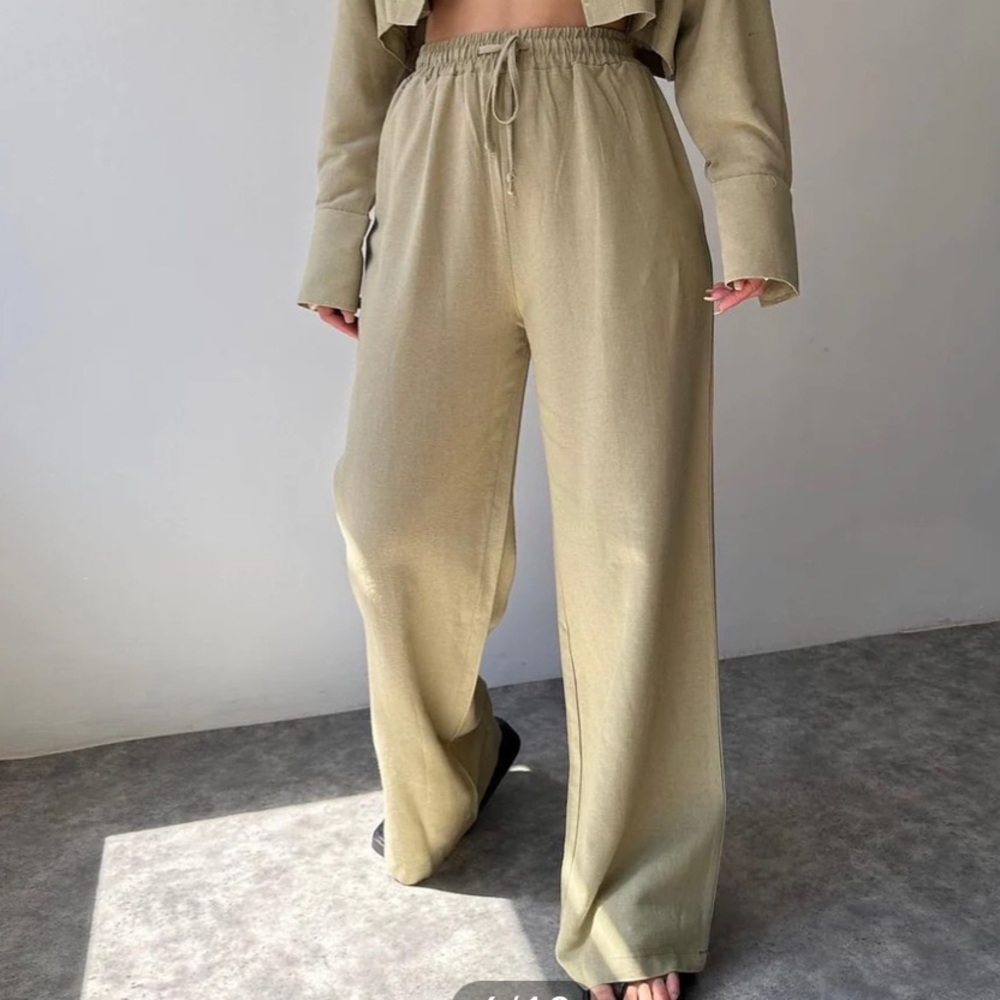 Collared Drawstring Two Piece Pants Set - Picture 3 of 3